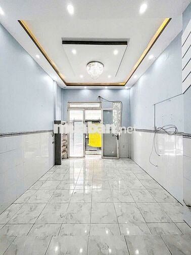 Nhà 2 phòng Hẻm 233 Nguyễn Văn Cừ