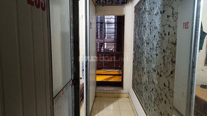 Bán gấp nhà tầng 1 thông tầng 2, tập thể Quân Y đối diện K Tân Triều
