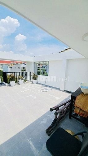 HẺM XE HƠI THÔNG - ĐƯỜNG CỘNG HOÀ - DT 5m x 14m - 4 TẦNG