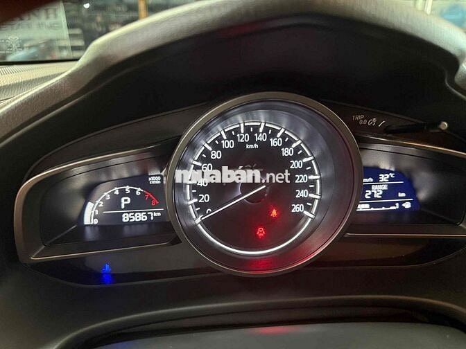 Mazda 3 2019 Hacthbach