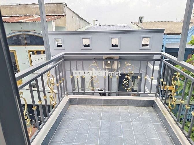 Nhà 4 Tầng Mai Hắc Đế Quận 8 4 Phòng Ngủ Ban Công Sân thượng Hẻm 3m