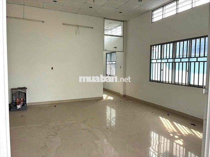 CẦN BÁN NHÀ ĐẤT- MẶT TIỀN QL53 GẦN TT VĨNH LONG - XÃ LONG  HỒ, VL