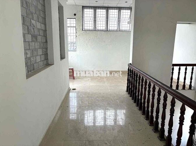 CẦN BÁN NHÀ ĐẤT- MẶT TIỀN QL53 GẦN TT VĨNH LONG - XÃ LONG  HỒ, VL