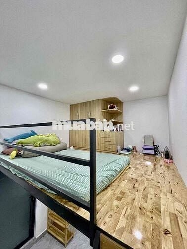 Phòng Trọ Có Gác Ban Công Quận 10 Gần ĐH Kinh Tế UEH, Huflit, ĐHBK