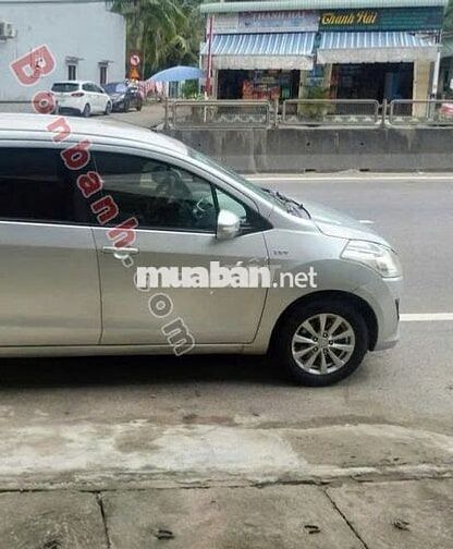 Suzuki Ertiga 1.4 AT 2014-Màu bạc