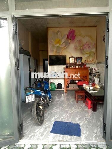 NHÀ CHÍNH CHỦ HÓC MÔN CẦN BÁN 42m2, 2 PHÒNG NGỦ, GẦN CHỢ THỚI TỨ