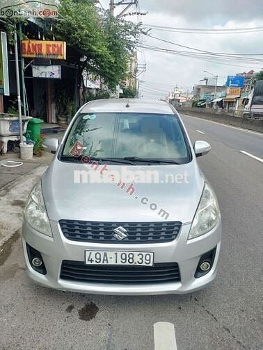 Suzuki Ertiga STD 1.4 – Đời 2014 – Xe Gia Đình