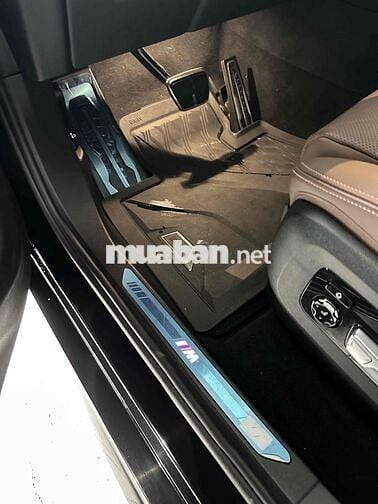 BMW X5 2023 xDrive40i M Sport siêu lướt