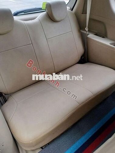 Suzuki Ertiga 1.4 AT 2014-Màu bạc
