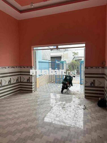 Bán nhà 2 mặt tiền, đường xe tải gần trường học thuận tiện kinh doanh