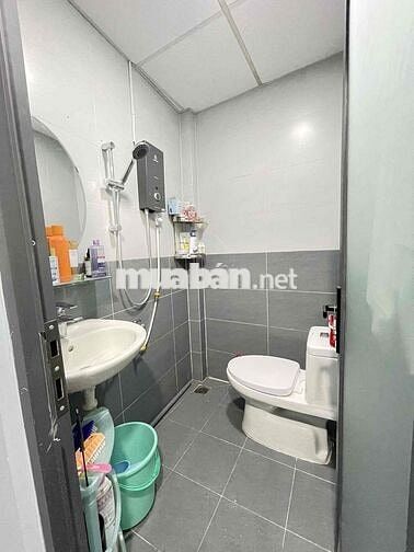 Phòng Trọ Có Gác Ban Công Quận 10 Gần ĐH Kinh Tế UEH, Huflit, ĐHBK