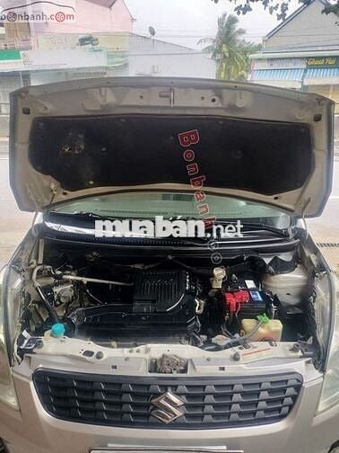 Suzuki Ertiga STD 1.4 – Đời 2014 – Xe Gia Đình