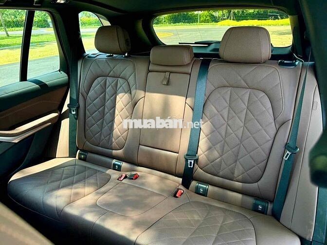 BMW X5 2023 xDrive40i M Sport siêu lướt