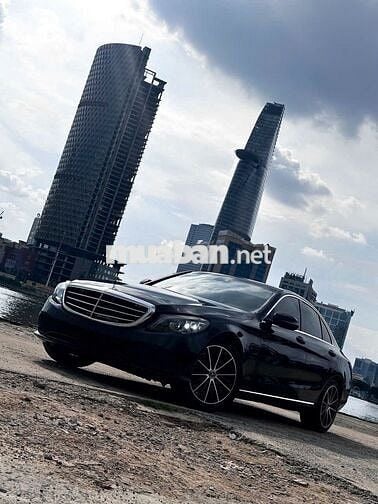 Mercedes Benz C Class 2019 C200 Exclusive