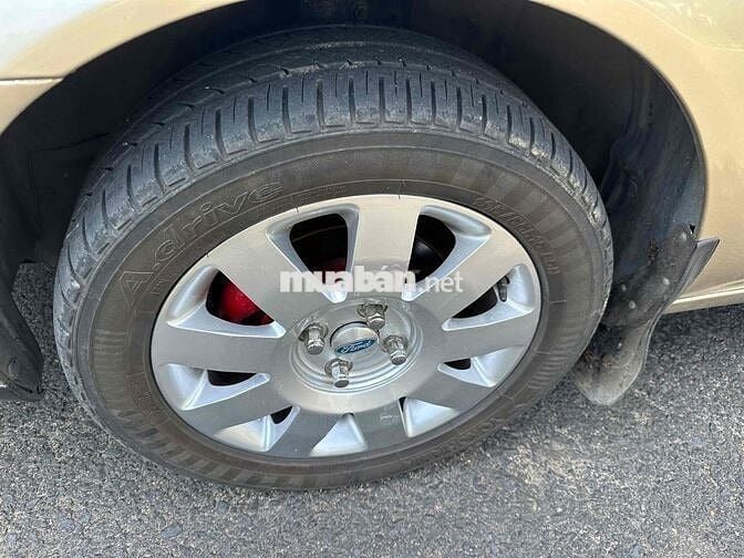 Ford Laser 2004 GHIA 1.8 AT - 158000 km