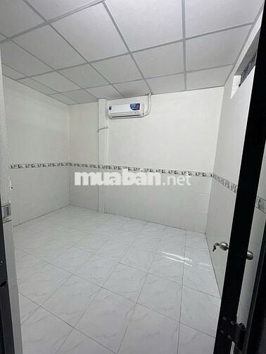 Xoay nợ hết nổi cần bán gấp căn nhà ở Thạnh Xuân Quận12 giá 950tr. SHR