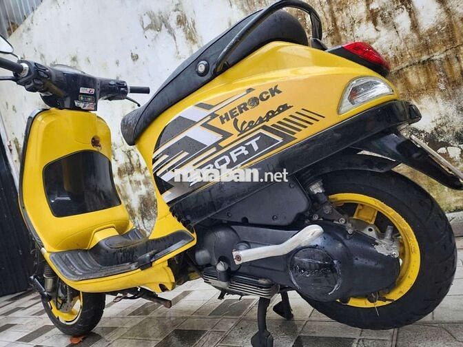 Vespa 2010 máy êm giao diện ưa nhìn không hao xăng