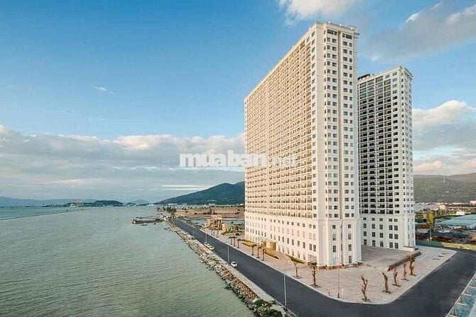 View Vịnh full bếp hiện đại Golden Bay cần Bán