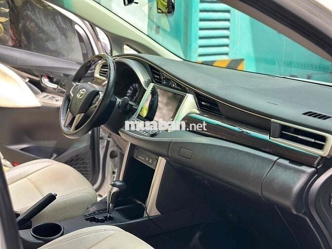Innova 2021 2.0G - Màu Trắng - Giá Thương Lượng
