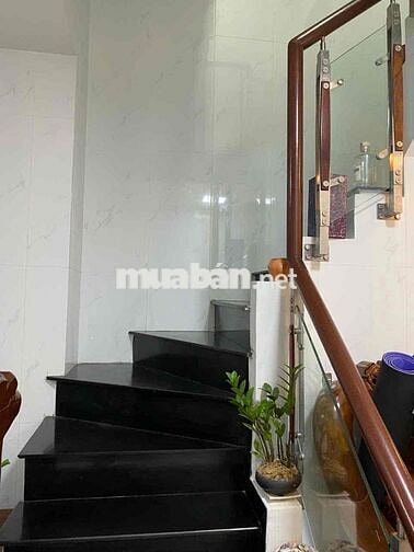 Nhà mới Quận 11, hẽm xe hơi Tân Hoá, 3 phòng ngủ
