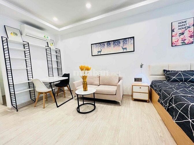 CĂN HỘ QUẬN 1, NỘI THẤT Y HÌNH, CỬA SỔ LỚN, GẦN THẢO CẦM VIÊN