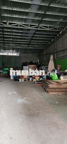 Kho 10×30 giá 17 triệu.đường xe container