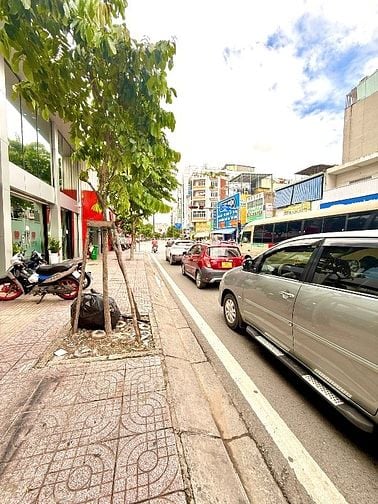 🌈 NHÀ DT KHỦNG ĐƯỜNG BẠCH ĐẰNG , P2 , QUẬN TB