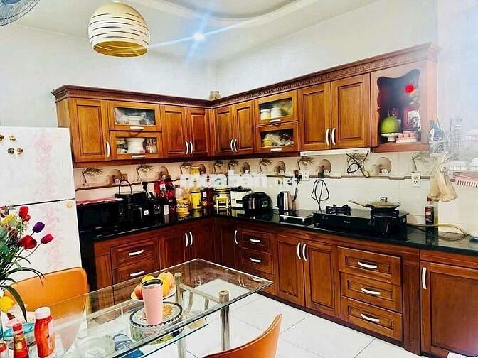 Siêu Phẩm Căn Góc MẶT TIỀN Đ.Lê Thiệt Nội thất Gỗ xịn xò Chỉ 10.8ty
