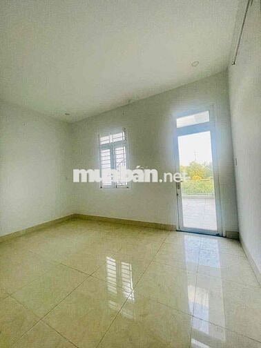 Cho thuê nhà gần ngã tư chiêu liêu thích hợp ở, làm văn phòng, dạy hoc