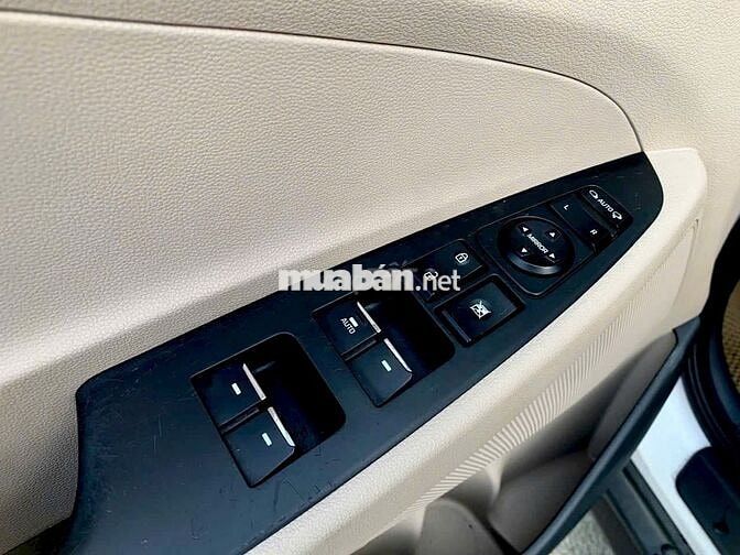 Bán rẻ Hyundai Tucson 2016  1 chủ Zin AZ rất đẹp!