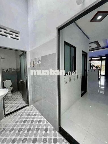 Nhà Mới Sạch Đẹp DT 130m2 1Trệt 1Lửng 3Pn 2Wc Hẻm Xe Tải Vỉa Hè Mát Mẽ