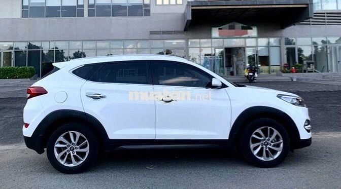 Bán rẻ Hyundai Tucson 2016  1 chủ Zin AZ rất đẹp!