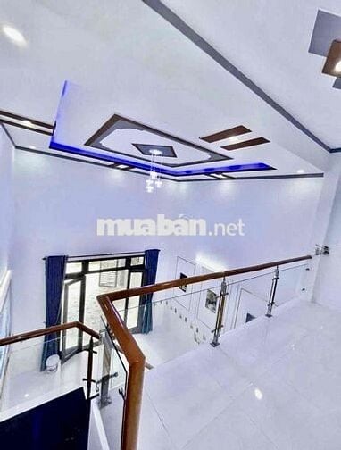 Nhà Mới Sạch Đẹp DT 130m2 1Trệt 1Lửng 3Pn 2Wc Hẻm Xe Tải Vỉa Hè Mát Mẽ