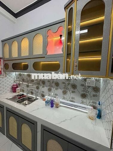 Bán Nhà Văn Thân Q6 , Giá tốt , P8Q6 , xem chốt ạ