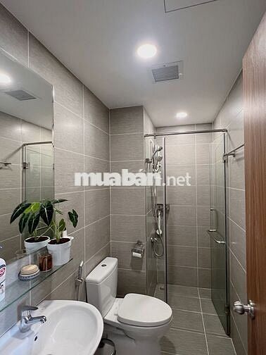 Bán căn hộ Pegasuite - 2Pn2Wc - Full nội thất - View quận 1 - SHR