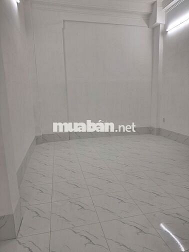223 Tôn Thất Hiệp Q11 4.5x15m 3L 6pn 5wc