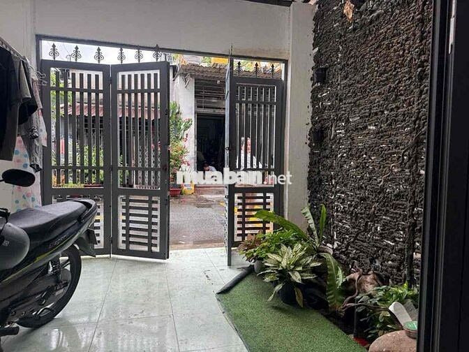 BÁN ĐẤT TẶNG NHÀ MT ĐƯỜNG SỐ 8
