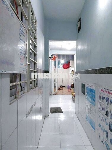 Chủ về quê cần bán Gấp nhà đt 81 M, sổ hồng Riêng,hẻm xe hơi TP dĩ An