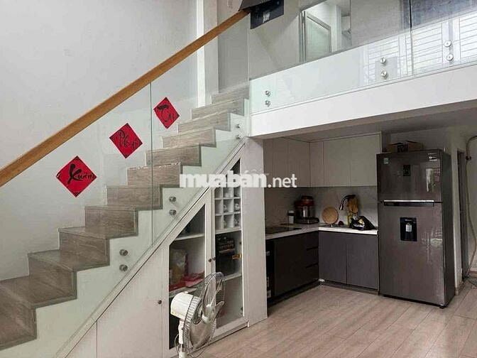 BÁN ĐẤT TẶNG NHÀ MT ĐƯỜNG SỐ 8