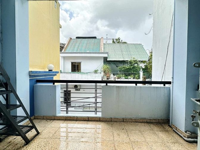 Nhà 3 tầng 3PN, hẻm 6m xe hơi, 52m2 (4x13m) Phạm Văn Đồng Bình Thạnh