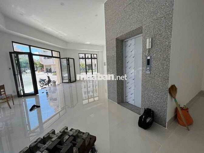CHO THUÊ NHÀ GÓC 3 MẶT TIỀN 30 ĐƯỜNG SỐ 3 CITY LAND P5 QUẬN GÒ VẤP
