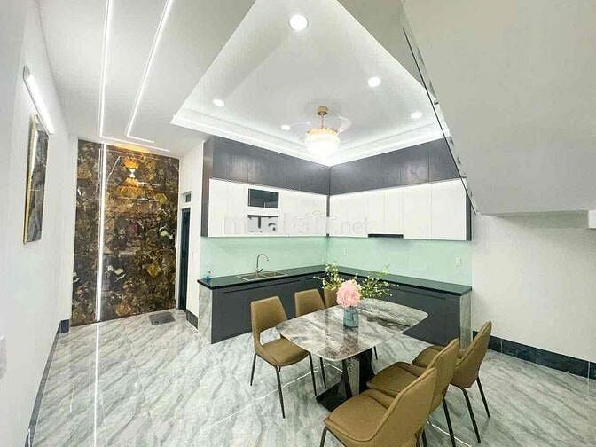 BÁN NHÀ 2 LẦU 1 TRỆT - SỔ HOÀN CÔNG