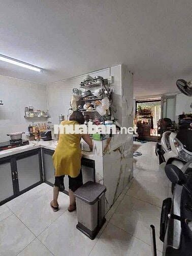 BÁN NHÀ LÂM VĂN BỀN Q7 50M2 x 3TẦNG NGANG 3.5M GIÁ QUÁ TỐT 3.9TỶ.