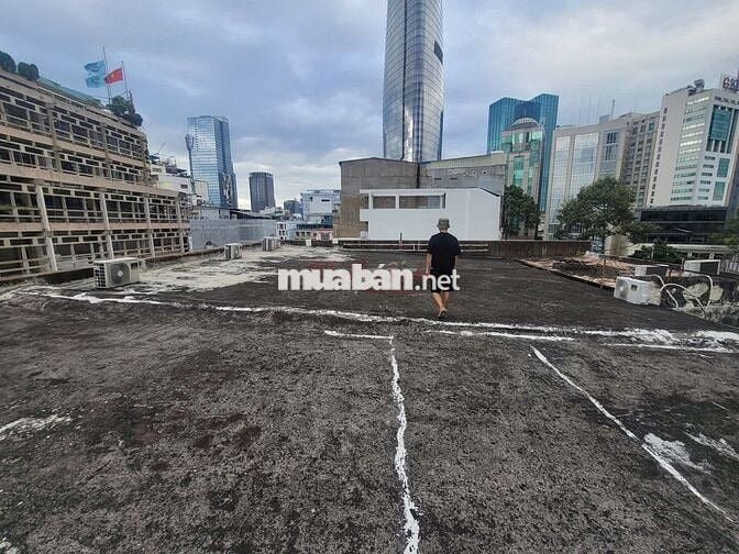 Spotlight mới cho mô hình ROOFTOP Q1. MT Đồng Khởi Q1 giá chỉ 1xx bé !