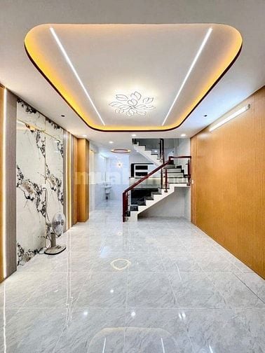 Nhà quận 8 nằm sát chợ nhị thiên đường, cho thuê giá cao 11tr/tháng