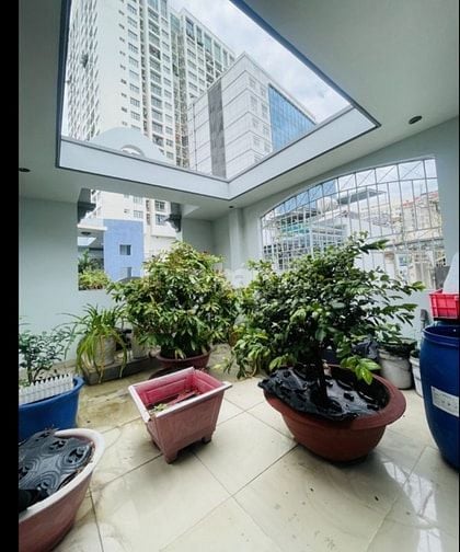Bán nhà HXH 6m Trần Hưng Đạo P11 Q5 nhà đẹp 4 tầng chỉ 10,8 tỷ.