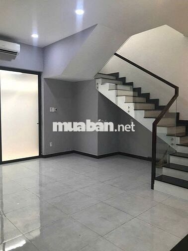 Cần cho thuê nhà Mặt Tiền Đường Số 6 trong khu CC Hà Đô P.12 Q.10