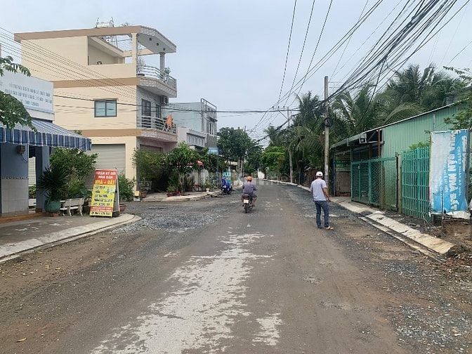 ĐẤT MẶT TIỀN ĐƯỜNG 8 LONG PHƯỚC NGAY CHỢ,