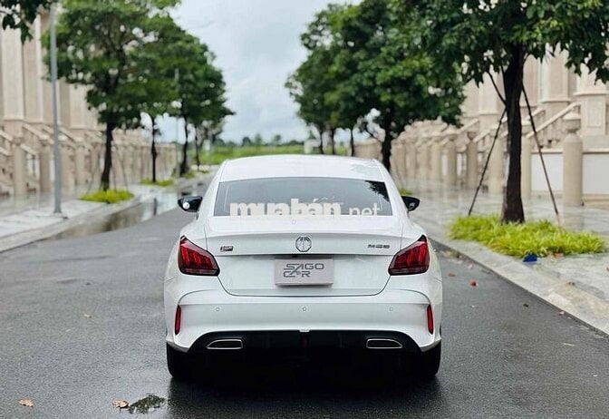 MG5 luxury 2024 - 18000 km