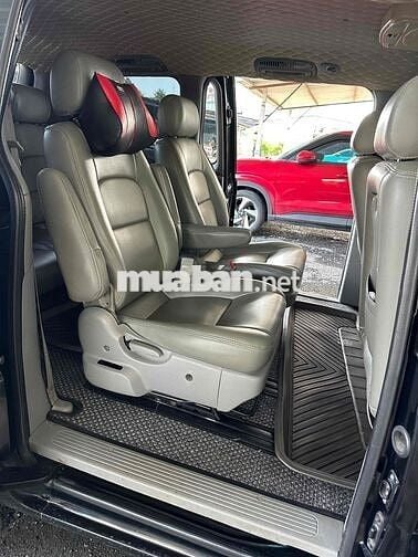 Kia Carnival 2009 GS 2.5 AT - 82000 km